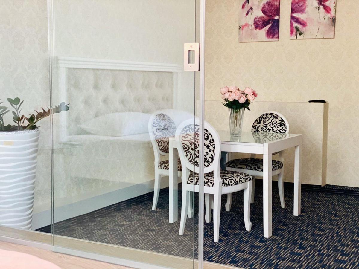 敖德萨 Arkpalmira酒店 外观 照片